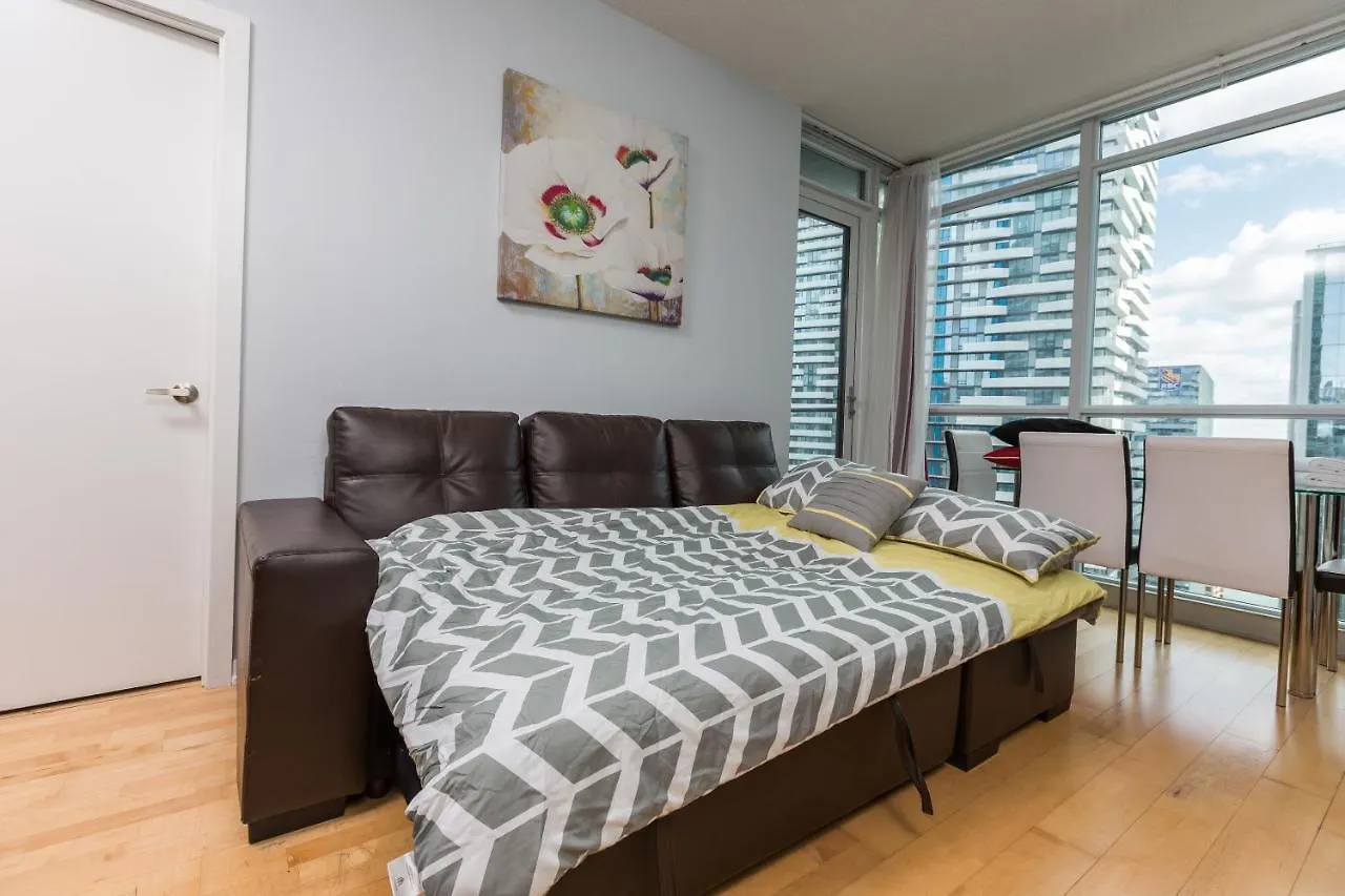 Applewood Suites - 3 Bdrm Ent. District Hotel Toronto