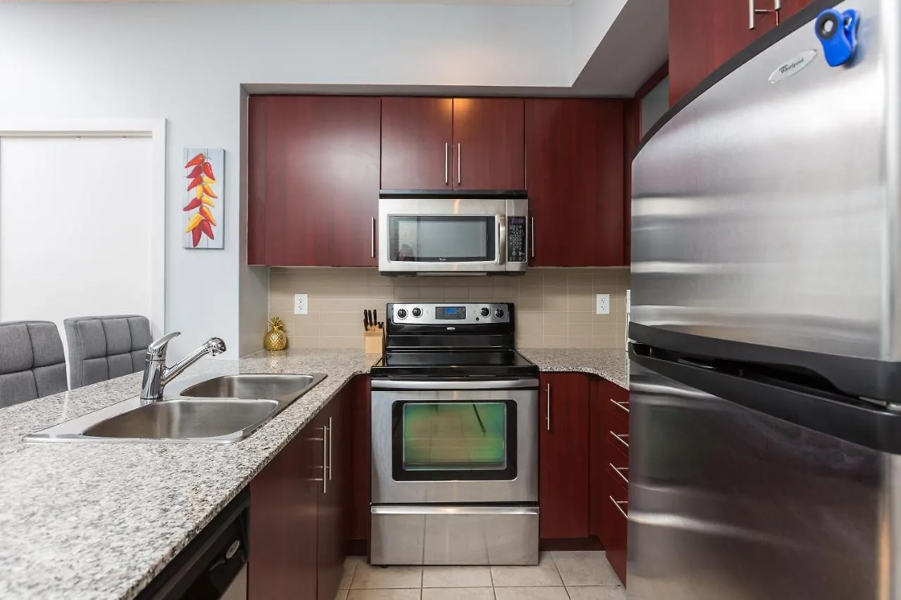 Hotel Applewood Suites - 3 Bdrm Ent. District