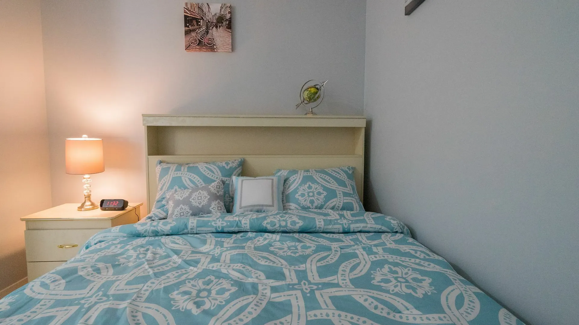 Applewood Suites - 3 Bdrm Ent. District Hotel